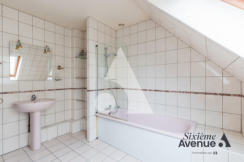 Maison - 109 m² - 5 pièces