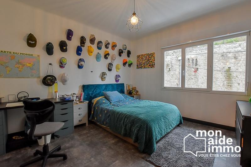 Maison - 189 m² - 6 pièces