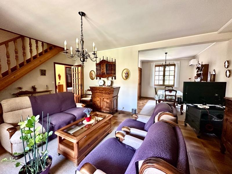 Maison - 158 m² - 5 pièces