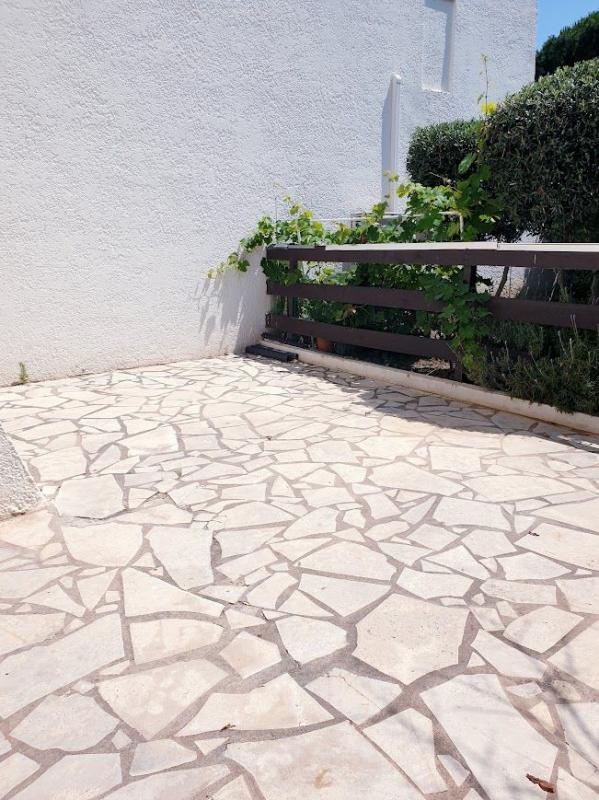 Studio - 25 m² - 1 pièce