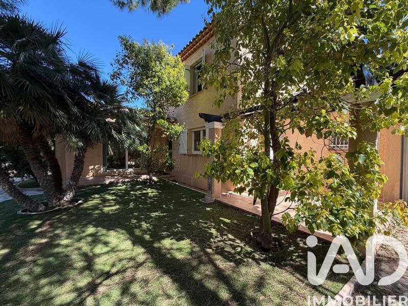 Maison - 150 m² - 5 pièces