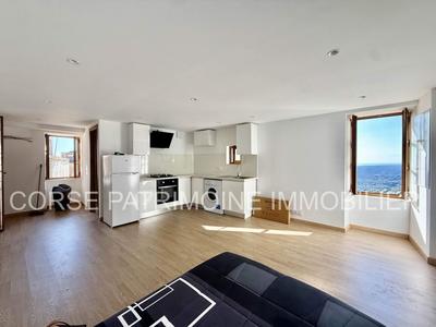 Studio - 30 m² - 1 pièce