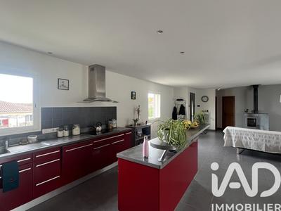 Maison - 151 m² - 4 pièces