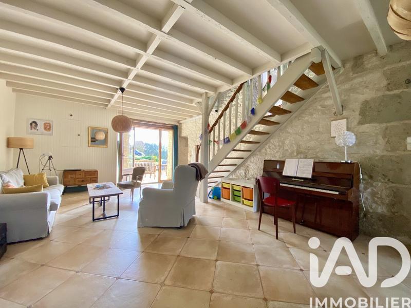 Maison - 180 m² - 10 pièces