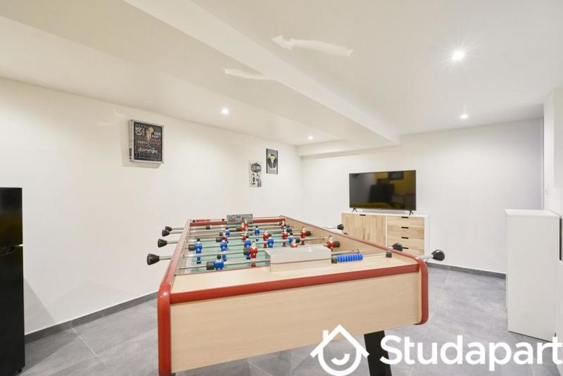 Chambre - 13 m² - 1 pièce