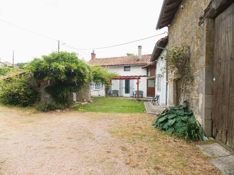 Maison de campagne - 150 m² - 8 pièces