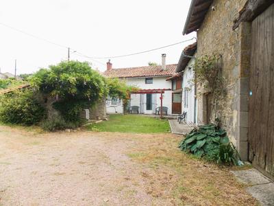 Maison de campagne - 150 m² - 8 pièces