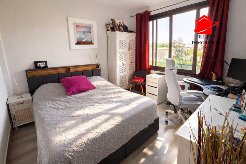 Appartement - 84 m² - 4 pièces