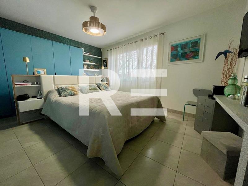 Villa - 170 m² - 6 pièces