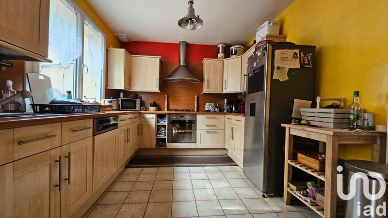 Maison - 190 m² - 8 pièces