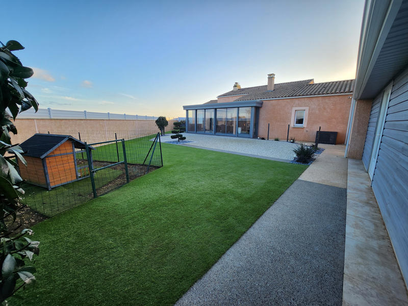 Maison - 88 m² - 4 pièces