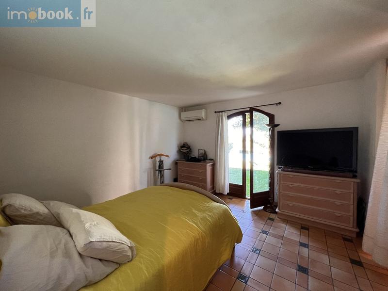 Maison - 150 m² - 4 pièces