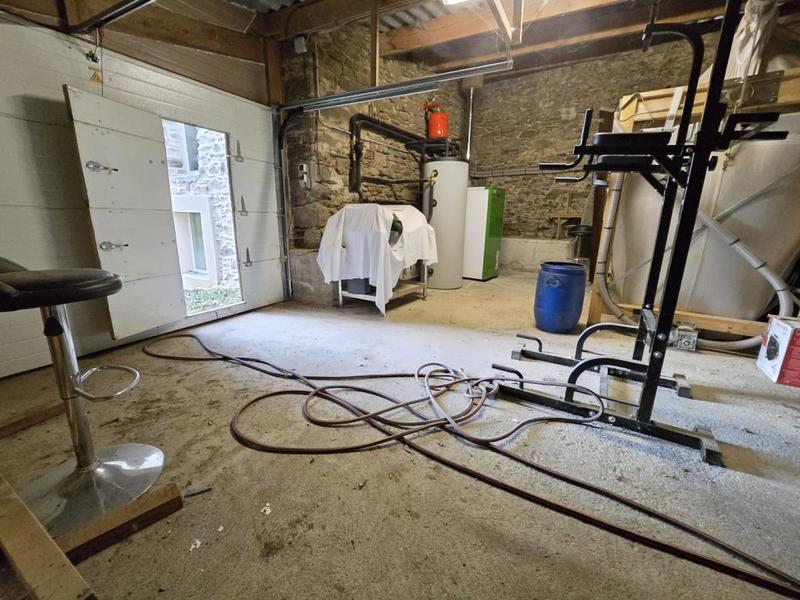 Maison en pierre - 104 m² - 5 pièces