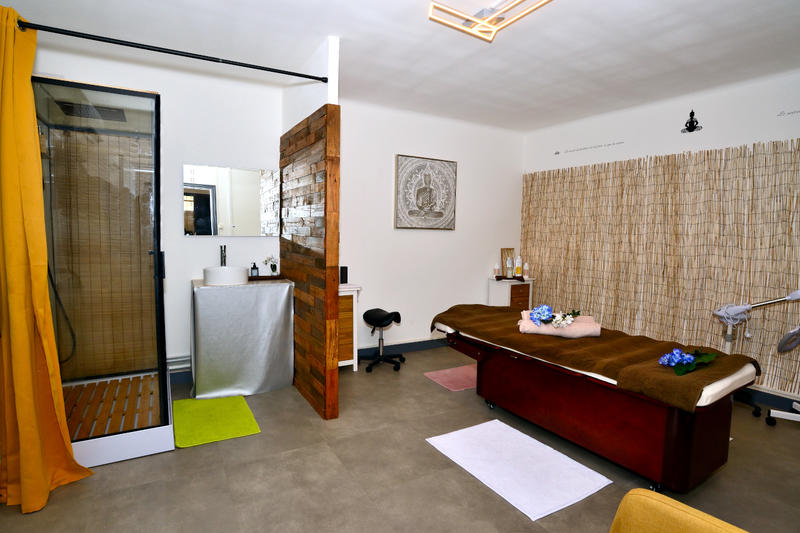 C'Zennes Institut de Beauté Bien-être, Salon de Massage Bio et Head Spa