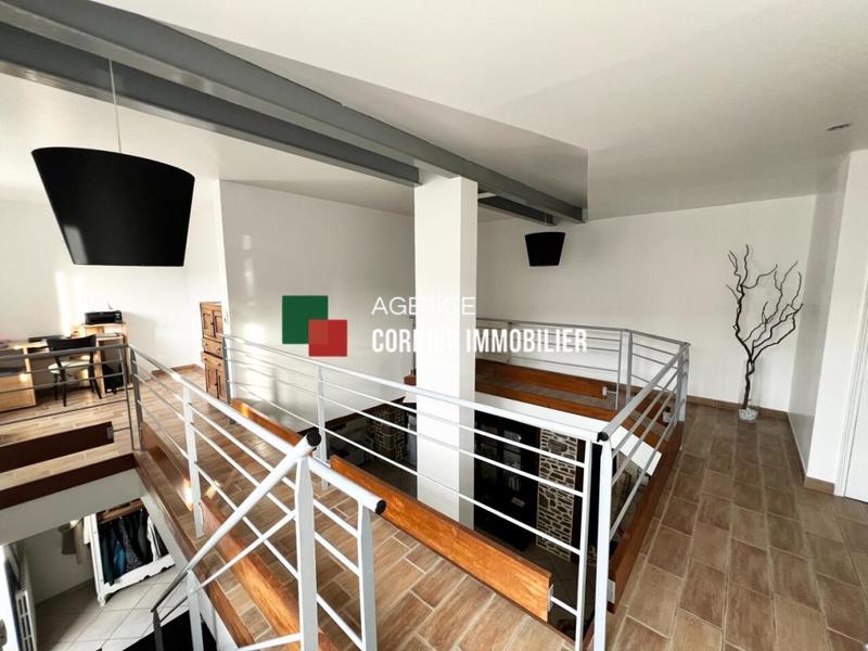 Maison de ville - 181 m² - 6 pièces