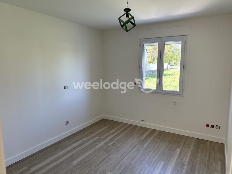 Maison traditionnelle - 131 m² - 7 pièces