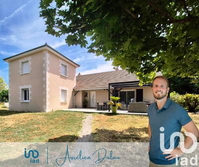Maison - 180 m² - 5 pièces