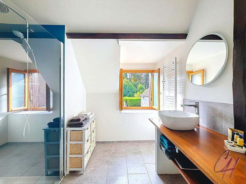 Maison ancienne - 228 m² - 10 pièces