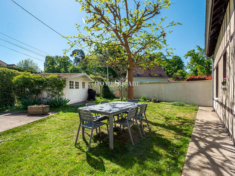 Maison - 142 m² - 6 pièces