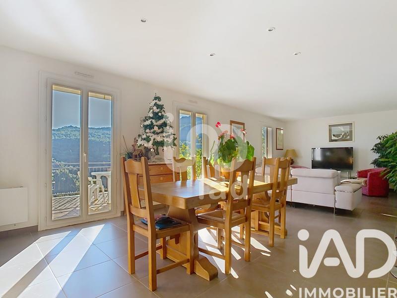 Maison - 103 m² - 4 pièces