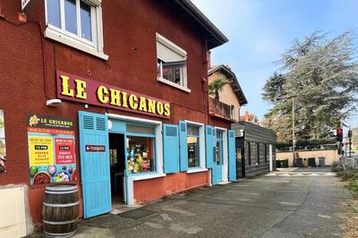 Appartement - 100 m² - 2 pièces