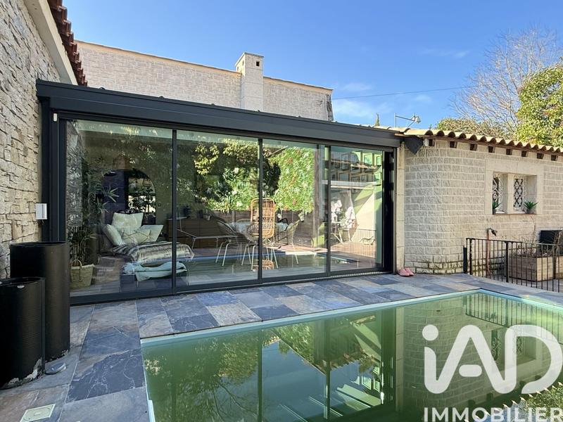 Maison - 208 m² - 7 pièces