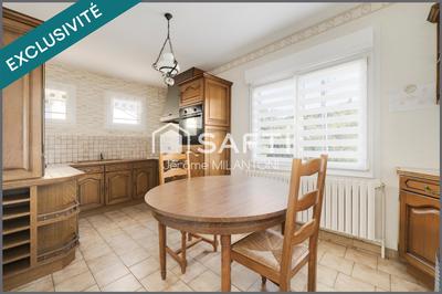 Maison - 90 m² - 5 pièces