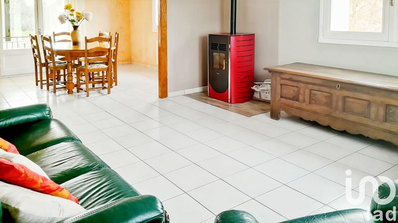 Maison - 137 m² - 7 pièces