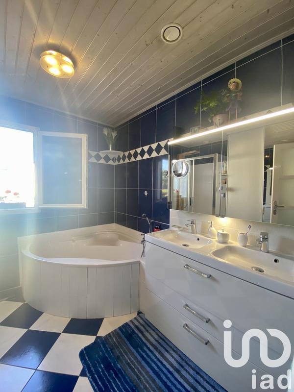 Maison - 159 m² - 7 pièces