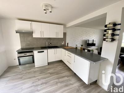 Maison - 99 m² - 4 pièces