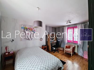 Maison - 122 m² - 5 pièces