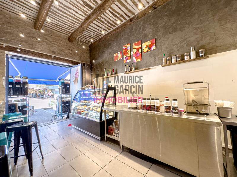 Maison - 182 m² - 7 pièces