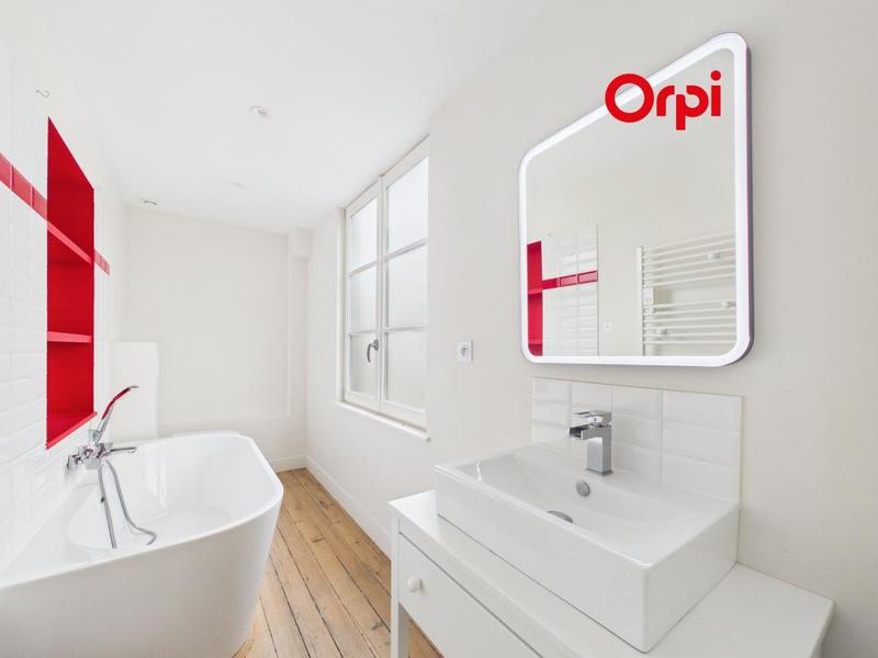 Maison - 162 m² - 7 pièces