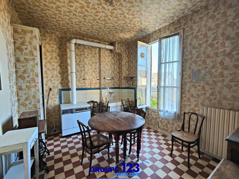 Maison - 90 m² - 4 pièces