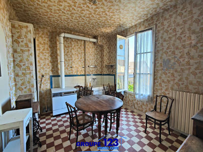 Maison - 90 m² - 4 pièces