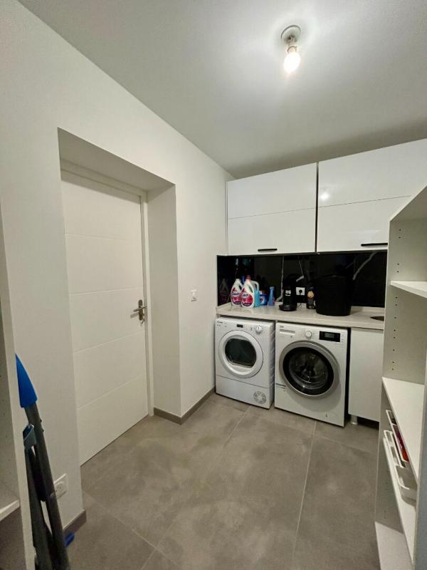 Maison - 122 m² - 4 pièces