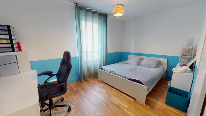 Appartement - 95 m² - 4 pièces