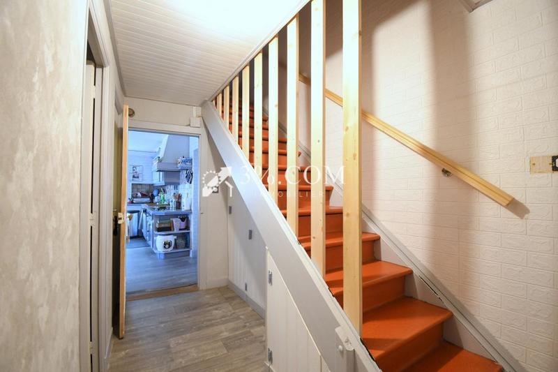 Maison - 92 m² - 6 pièces