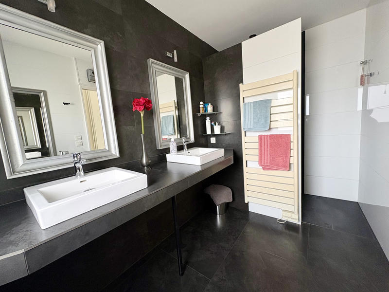 Maison - 159 m² - 5 pièces