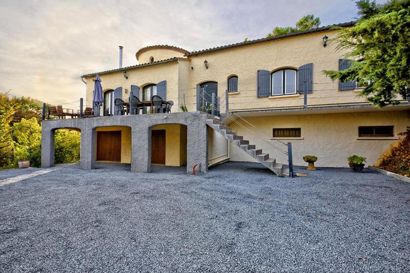 Maison - 141 m² - 7 pièces