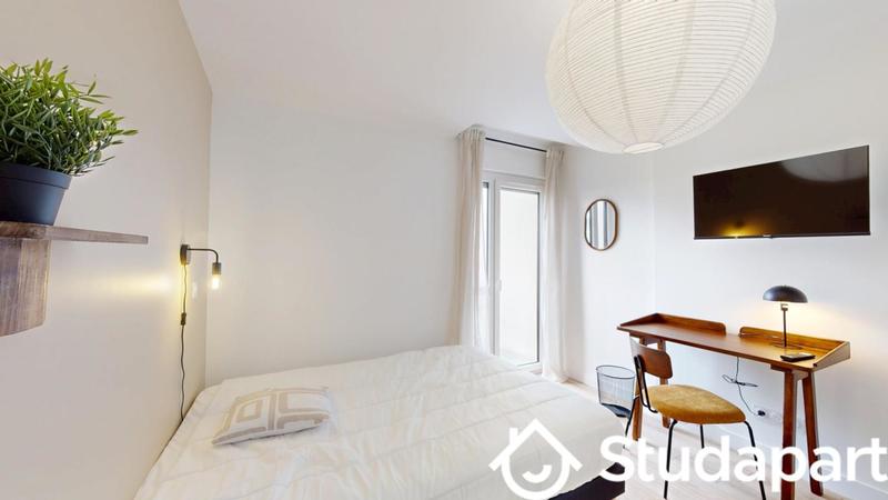 Chambre - 10 m² - 1 pièce