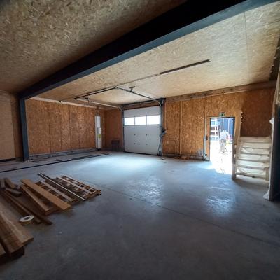 Entrepôt - 205 m²