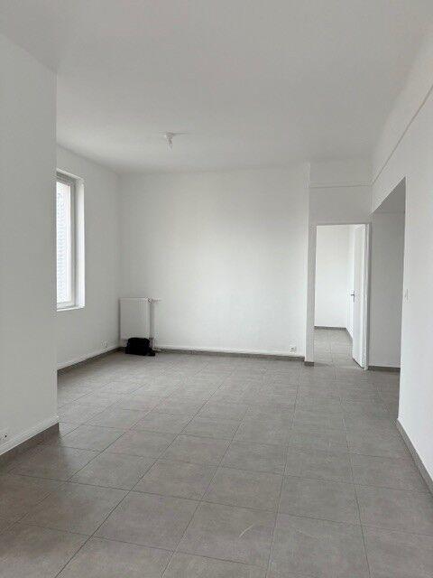 Appartement - 80 m² - 5 pièces
