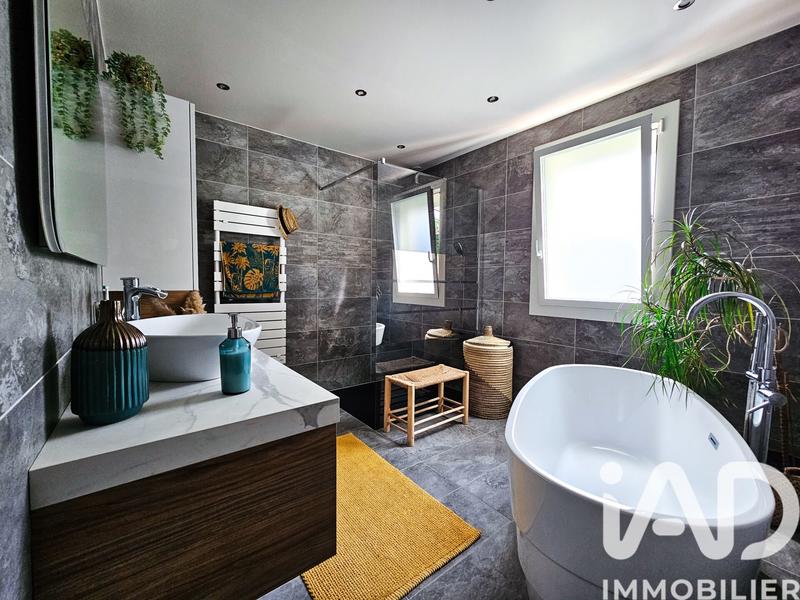 Maison - 129 m² - 6 pièces