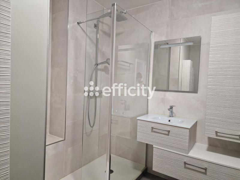 Appartement - 110 m² - 4 pièces