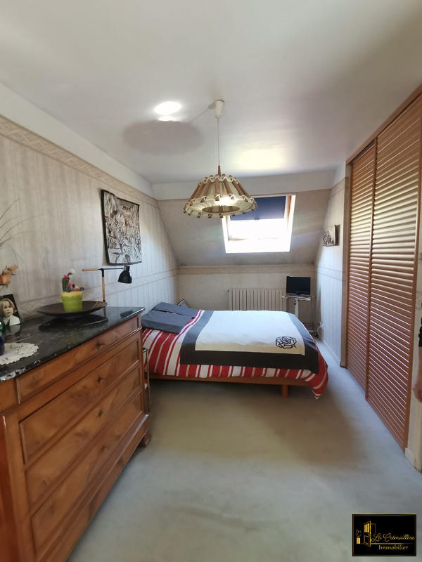 Maison ancienne - 227 m² - 8 pièces