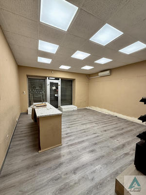 Local commercial - 61 m²