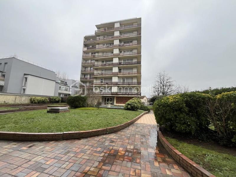 Appartement - 61 m² - 4 pièces