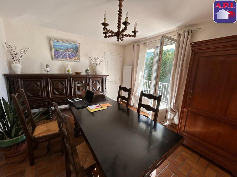 Maison - 149 m² - 6 pièces