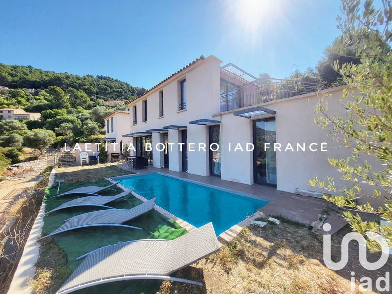 Maison - 122 m² - 5 pièces